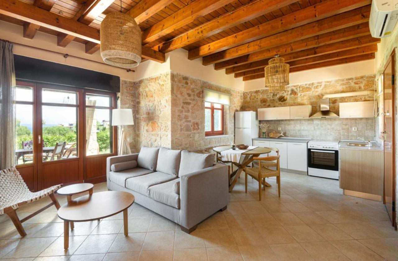 Rastoni Retreats #Feelslikehome أفيتوس المظهر الخارجي الصورة